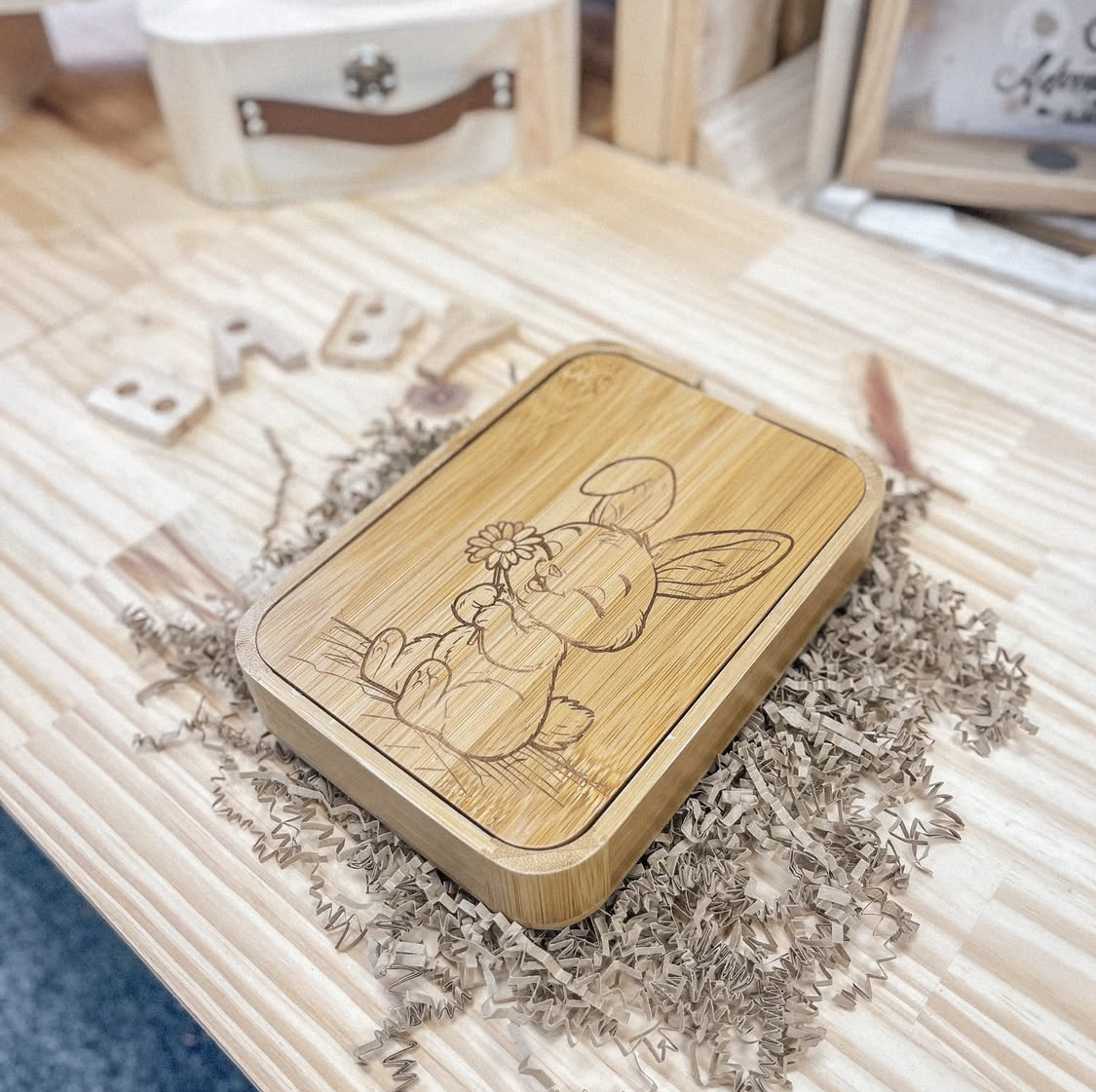 Boite à Bijoux en Bois avec Miroir