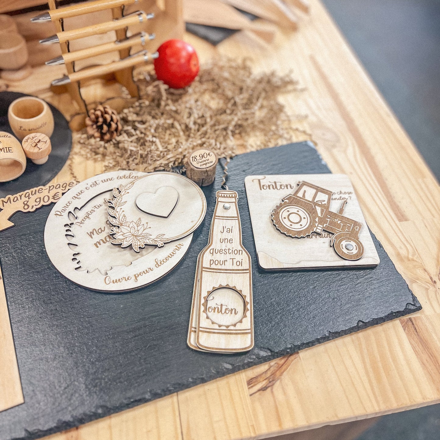 Carte suprise en bois