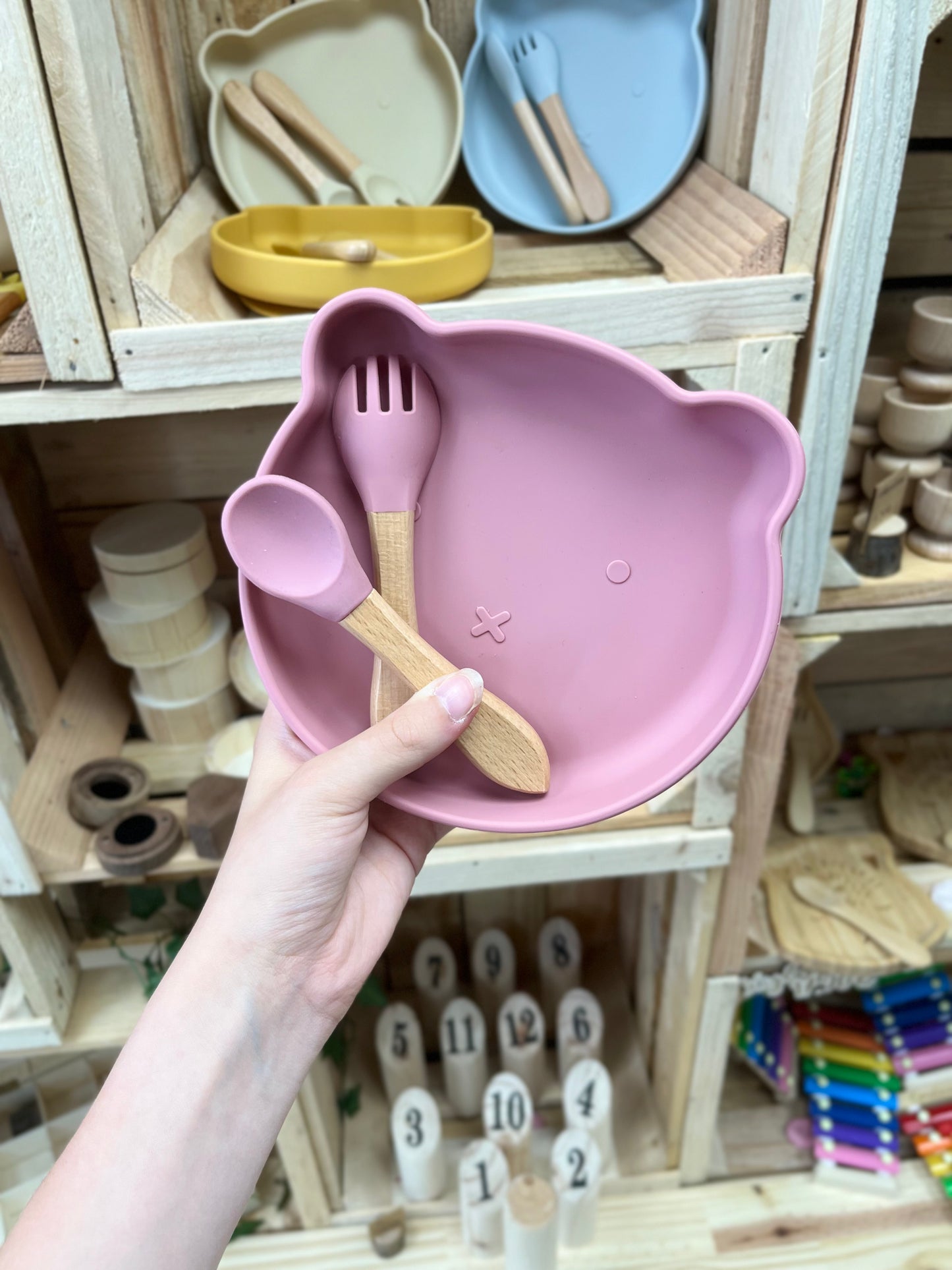 assiette forme d'ours + couverts