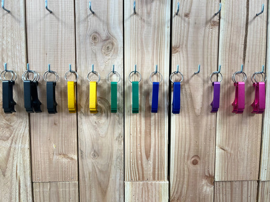 porte-clé en métal coloré